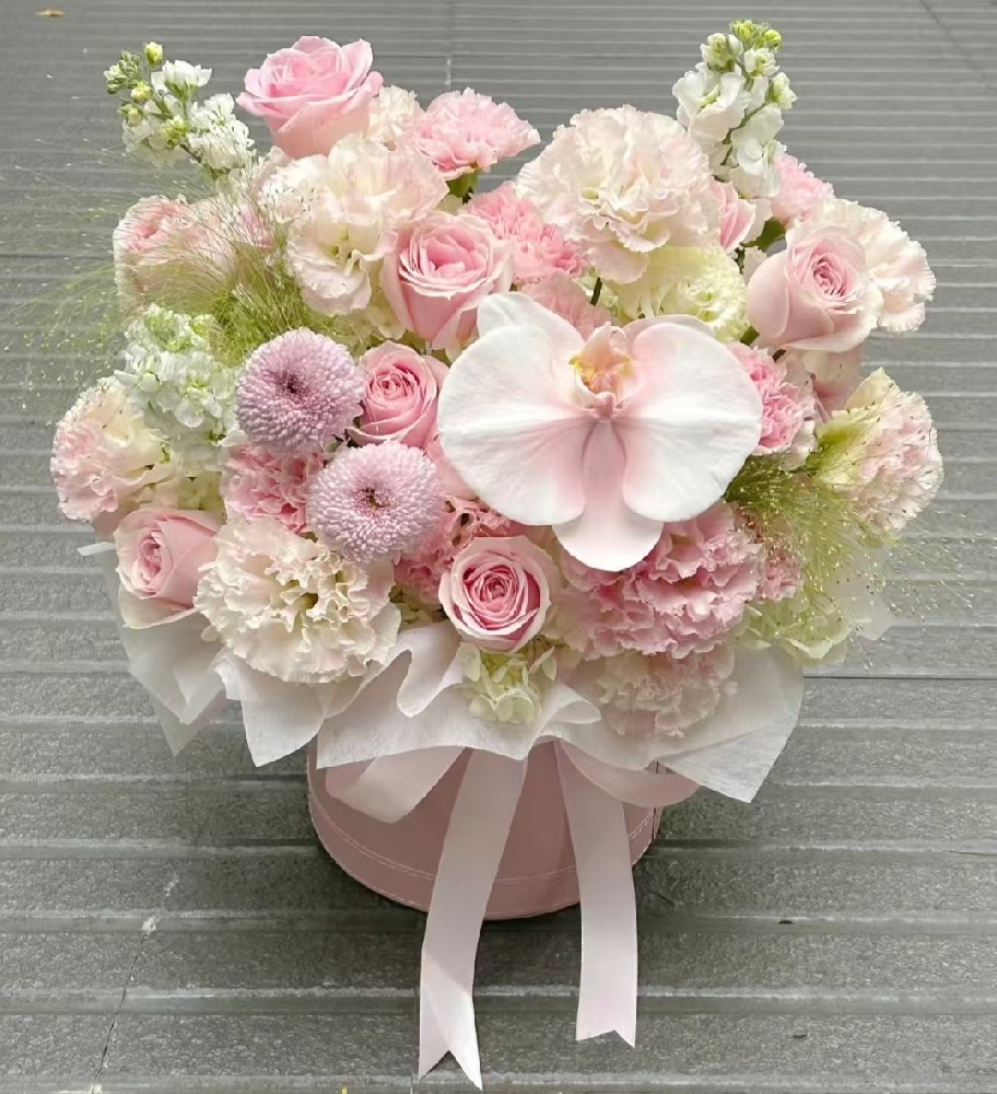 粉玫瑰蝴蝶蘭抱抱桶